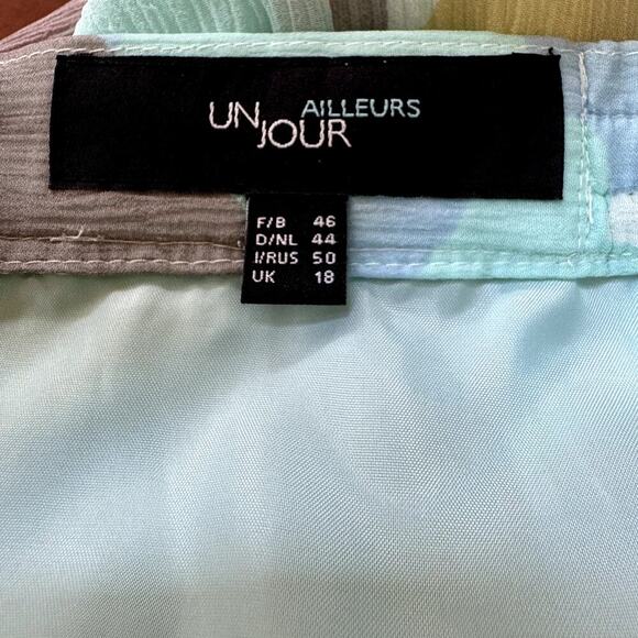 Un Jour Ailleurs 100% Silk 3 Piece Set Top Skirt Shawl Women's Size 14 - Picture 9 of 9